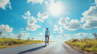 路上带人骑自行车