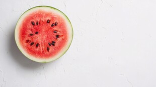 切开的薄皮西瓜