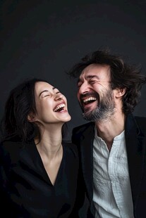 微笑愉悦欢乐幸福情侣