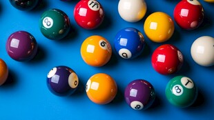 台球比赛球类运动