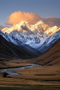 雪山朝晖