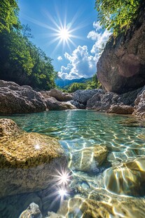 阳光岩石流水落叶