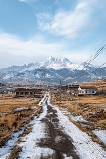 雪岭秋色