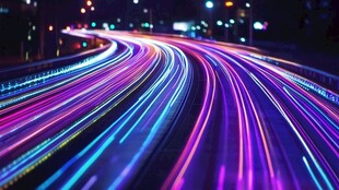 城市车流彩色光影