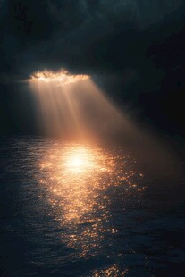 金色海面耶稣之光曙光