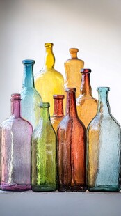 五彩斑斓玻璃瓶
