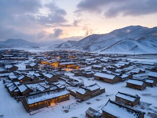 雪后的佛学院