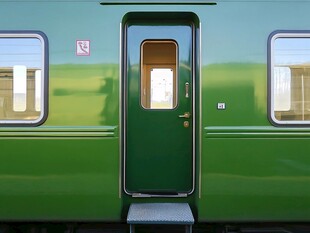 绿皮火车车门