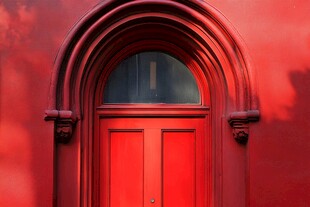 欧式红色木门特写