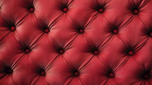 红色皮革背景墙