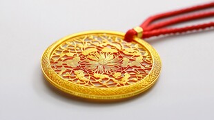 金梵文荷花圆牌