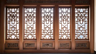故宫中式雕花玻璃门窗