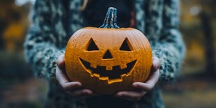 万圣节南瓜灯笼的象征意义