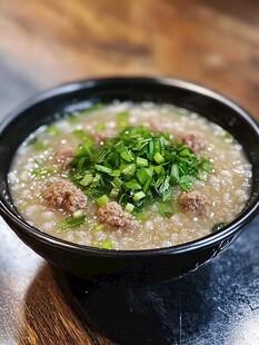 生滚鲜滑牛肉粥