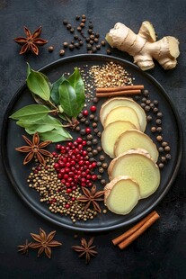 香料与生姜的艺术展示