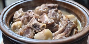 美味排骨炖土豆