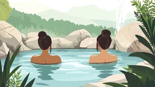 两个女人在温泉中放松
