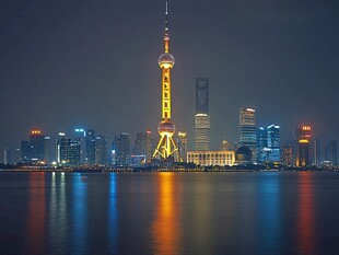 上海夜景 东方明珠塔 黄浦江 浦东天际线