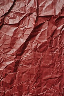 皱褶红纸纹理