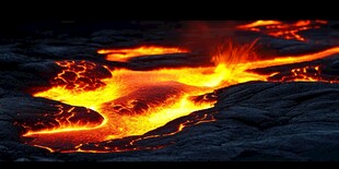 岩浆流动的壮观景象