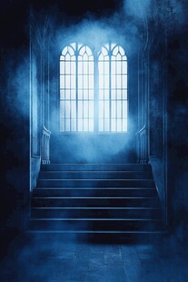 神秘蓝光下的古老楼梯