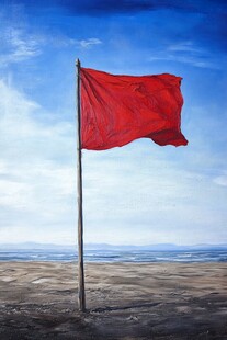 海滩上的红色警示旗