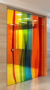 彩色玻璃门艺术装置