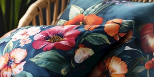 花卉图案的靠垫