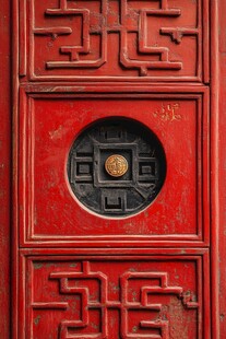 红木门上的雕刻艺术