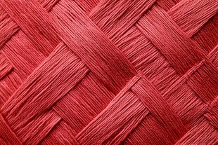 红色纱线的复杂结