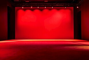 红色舞台 聚光灯下的表演空间