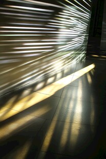 光影下的室内空间