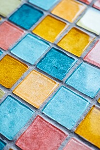 彩色瓷砖的近距离观察