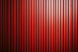 红色金属条纹背景