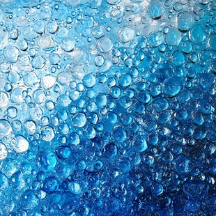 水滴的蓝色渐变