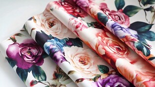 花卉图案的织物设计