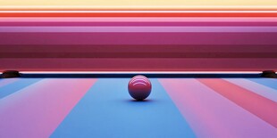 台球桌上的彩色鸡蛋