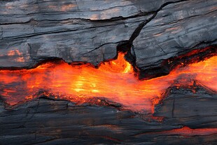 岩石中的岩浆流动