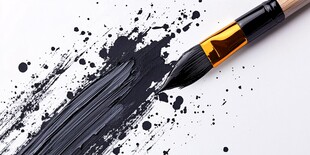 黑白对比之画笔与墨迹