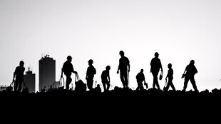 城市一线工作者的日常