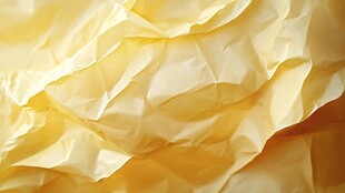 皱褶的黄色纸张