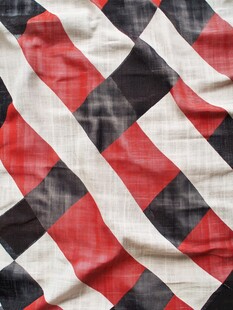 红黑白条纹交织布料纹理