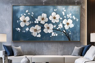 蓝底白花挂画装饰客厅