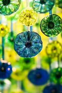 彩色玻璃花朵装饰挂件