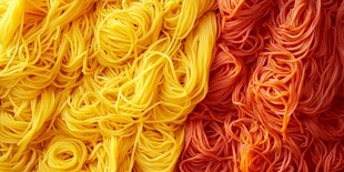 色彩缤纷的意大利面条