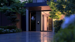 现代雅致住宅入口夜景