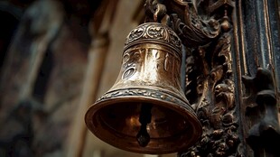 复古精美铜铃特写