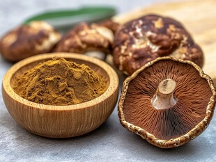 香菇粉与鲜香菇特写