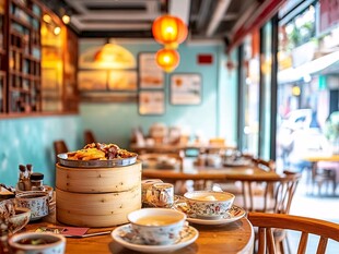 中式餐厅内的早茶精致场景