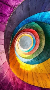 彩色螺旋建筑结构景观